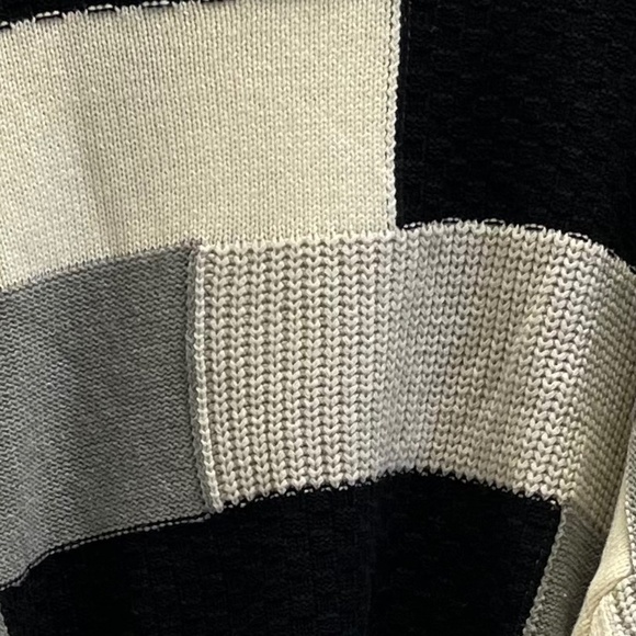 Show Me Your Mumu Black, Grey & Off-White Ember Tunic Sweater - 1X - NWT - Picture 4 of 6